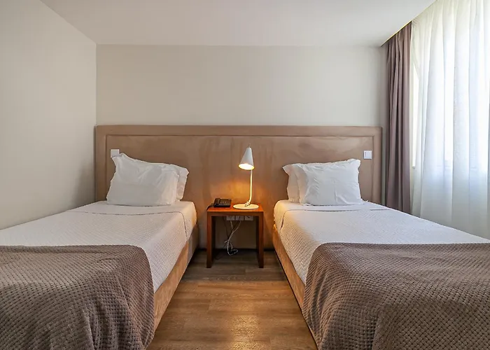 波尔图马尔酒店 3*