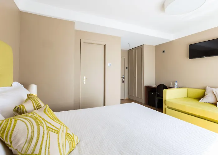 波尔图马尔酒店 3* 马托西纽什