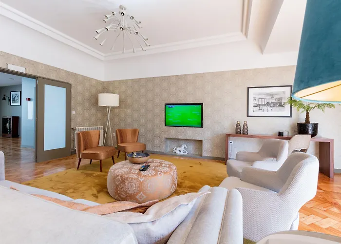 波尔图马尔酒店 3*